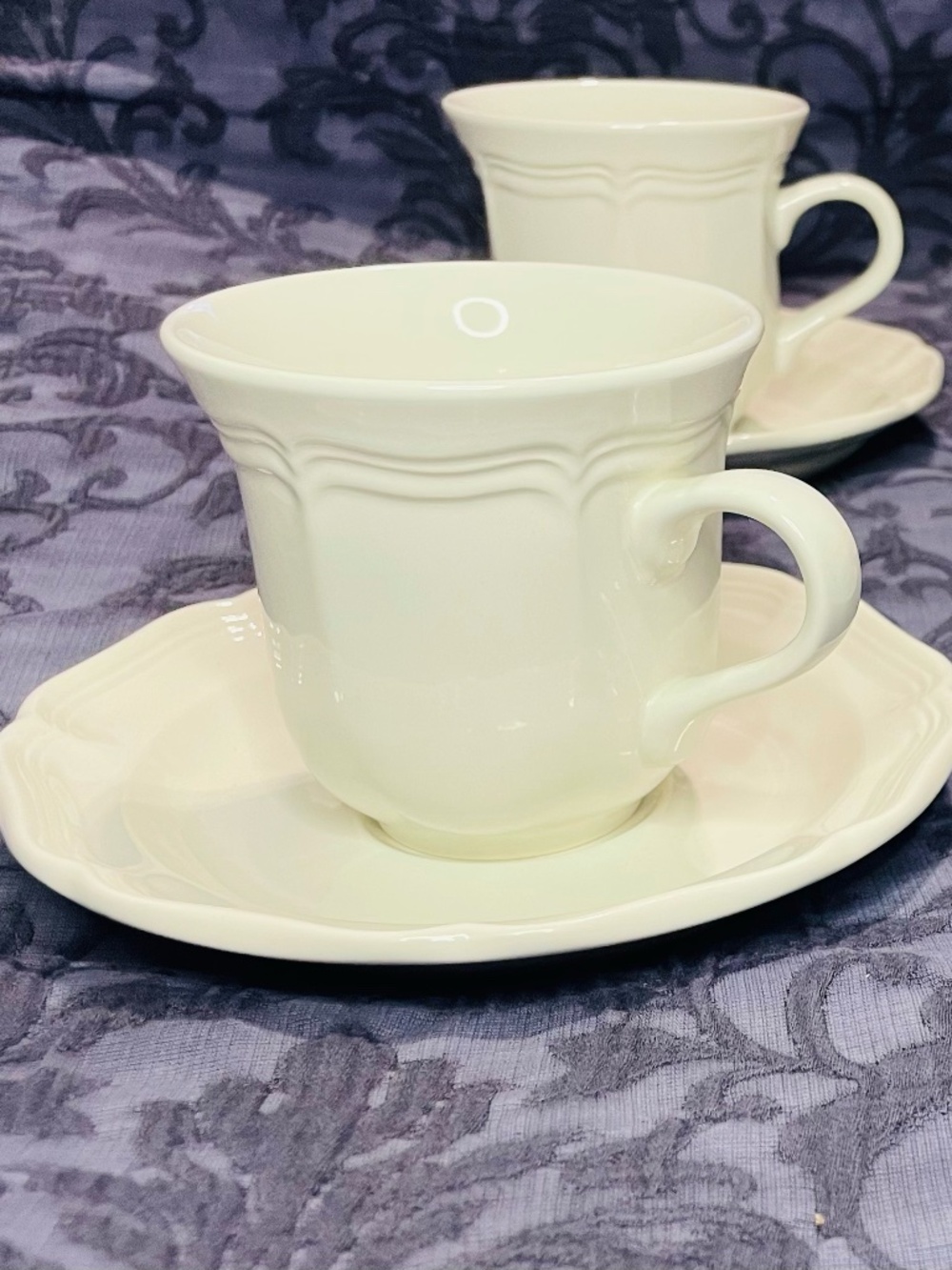 Mikasa French Countryside Coffee Mugs Set of 4 Tea Cups & Saucers Ceramic F9000
